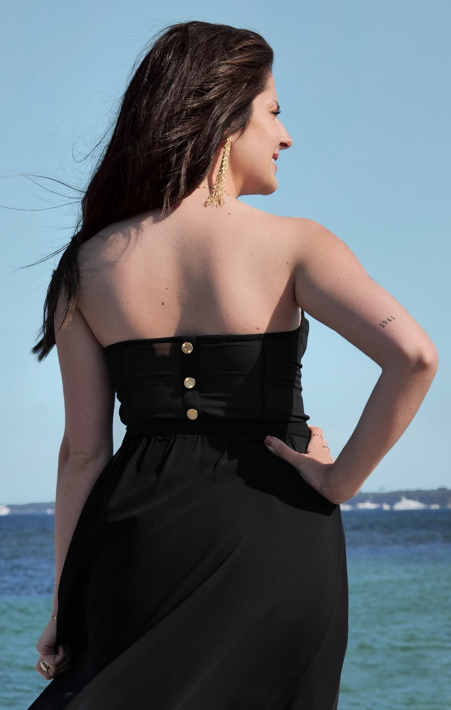 robe bustier longue semi-transparente abbie noire vue de dos